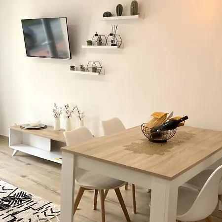 Apartment New Immersed In Nature With Pool